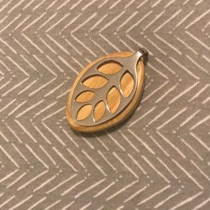 Bella Beat silver leaf